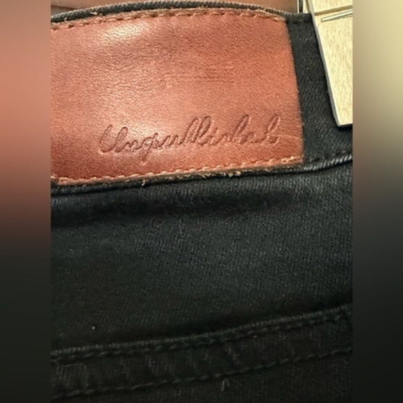 UnpublishedxAnthro Skinny Jeans with velour trim on each side Size 29 black - Picture 10 of 16